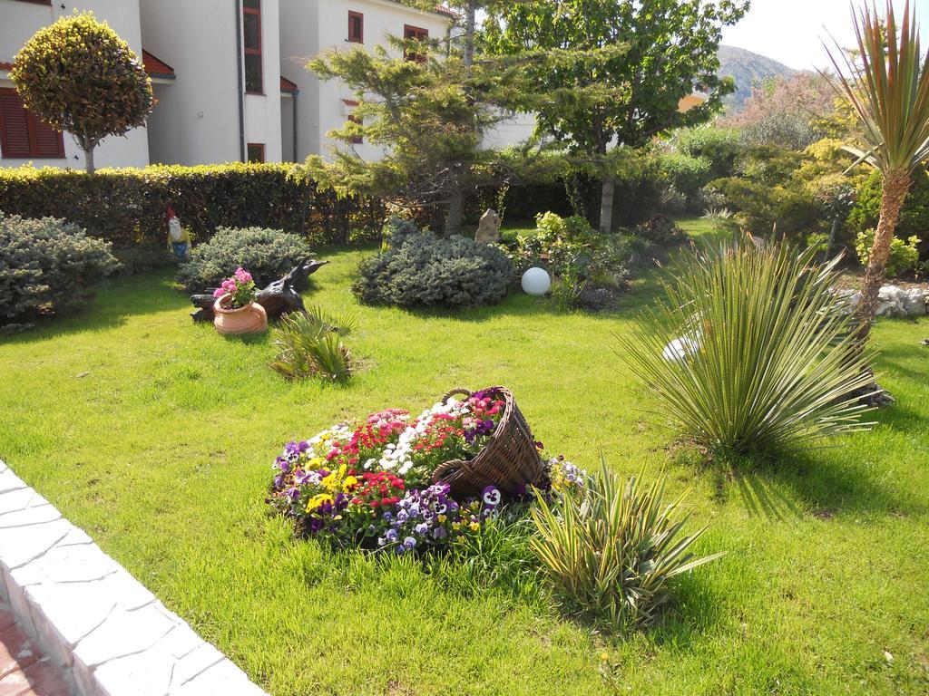 Apartments Mihalic Baska  Exterior photo